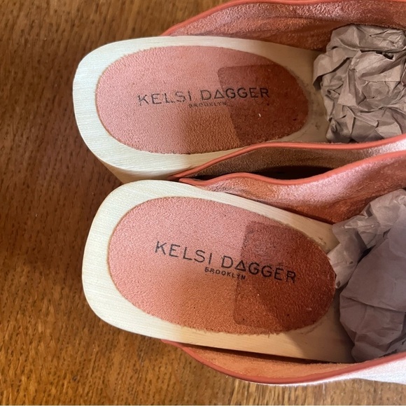 Kelsi Dagger Pink Suede Journal Studded Clogs 8 - Picture 5 of 11